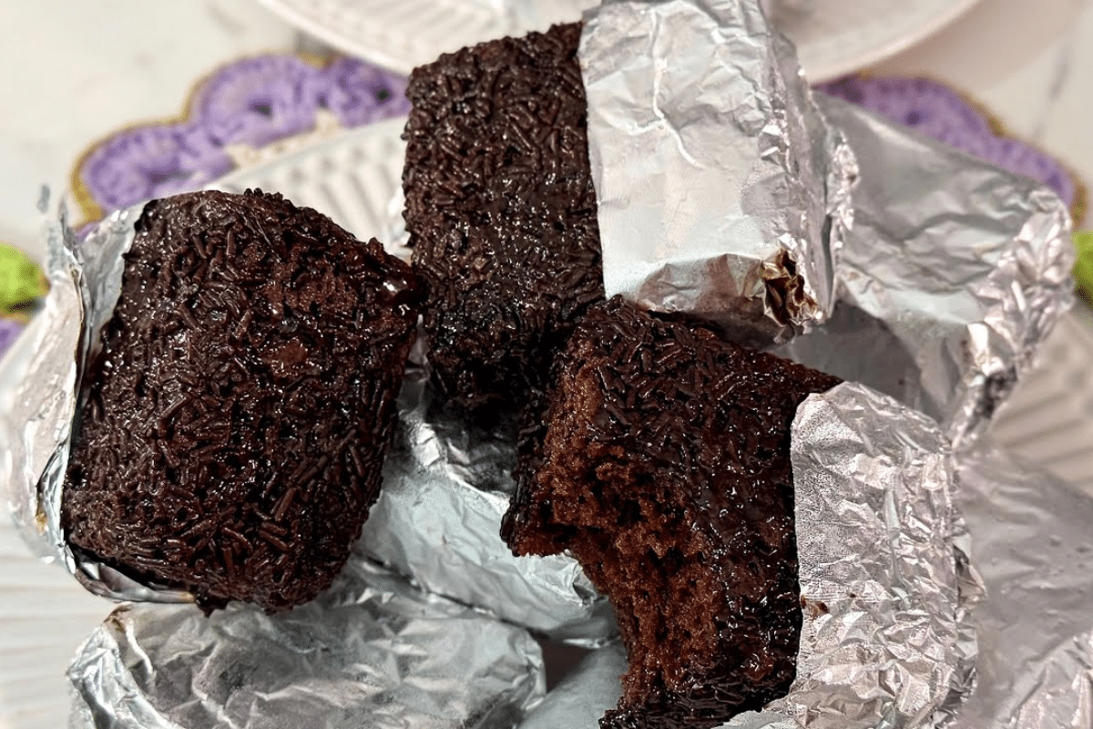 Bolo De Chocolate Molhadinho