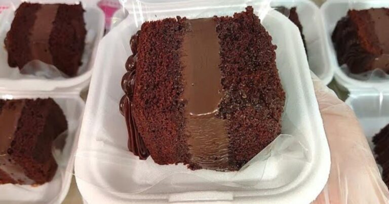 Aprenda a fazer um bolo gelado de brigadeiro de chocolate super molhadinho, perfeito para vender...