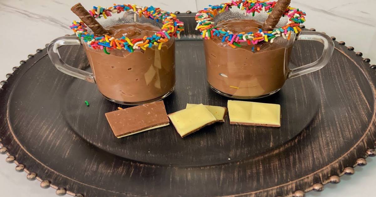 Chocolate quente de brigadeiro