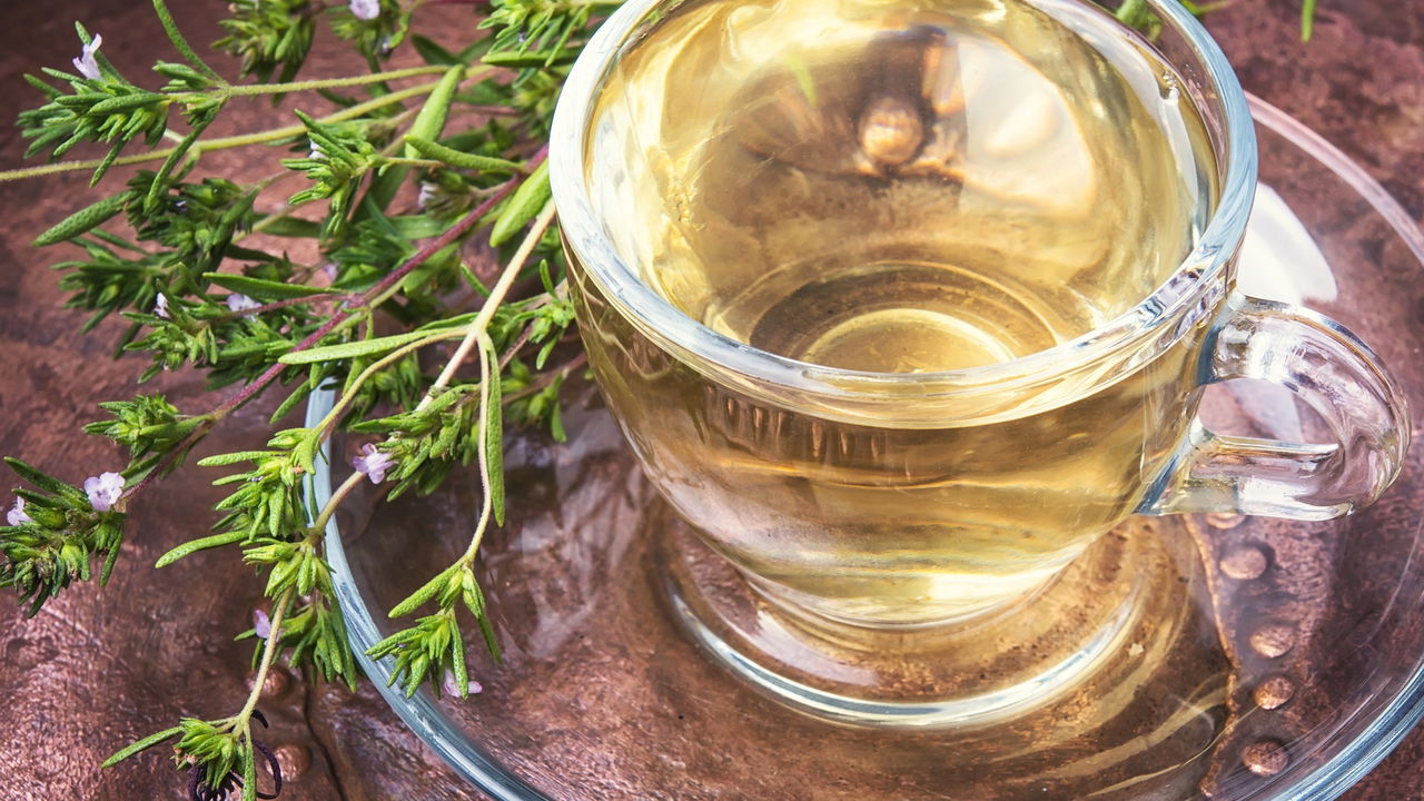 Como Preparar Chá de Erva-Doce Sem Ficar Muito Forte