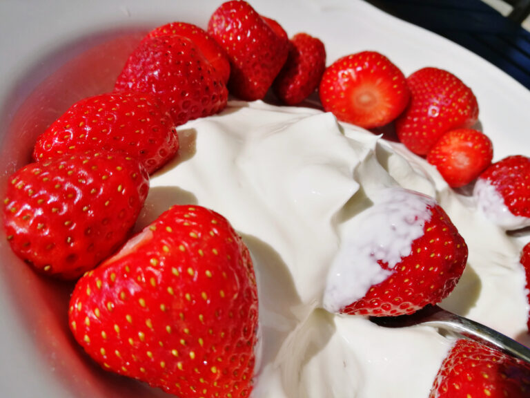 Merengue de Morango Simples e Sofisticado para Qualquer Ocasião