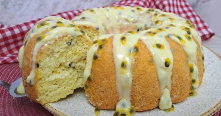 O Melhor Bolo de Maracujá com Iogurte: Receita Incrível e Fofa