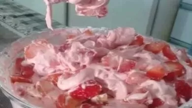 Recheio de Mousse de Morango repleto de pedacinhos suculentos